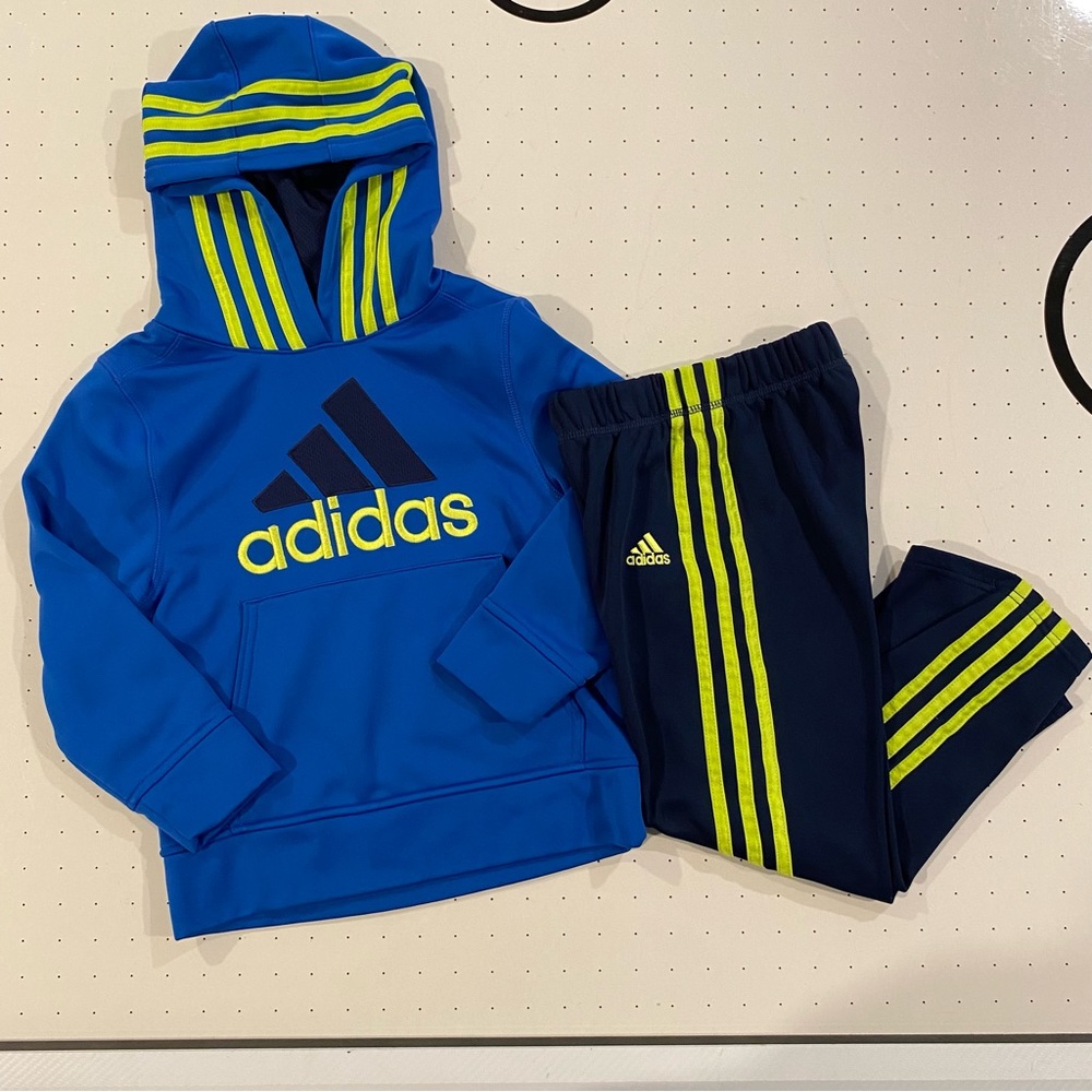 Adidas Boys Size 5 Hoodie and Pants Set, Blue and Neon Safety Yellow